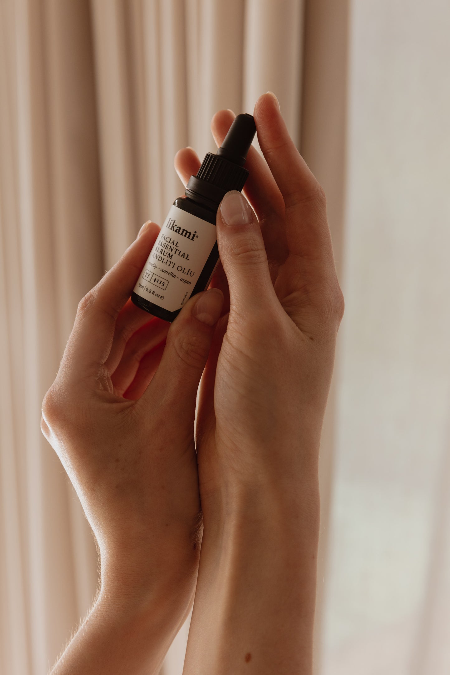 Likami Plus Serum: Facial Essential Oil Serum (15ml)