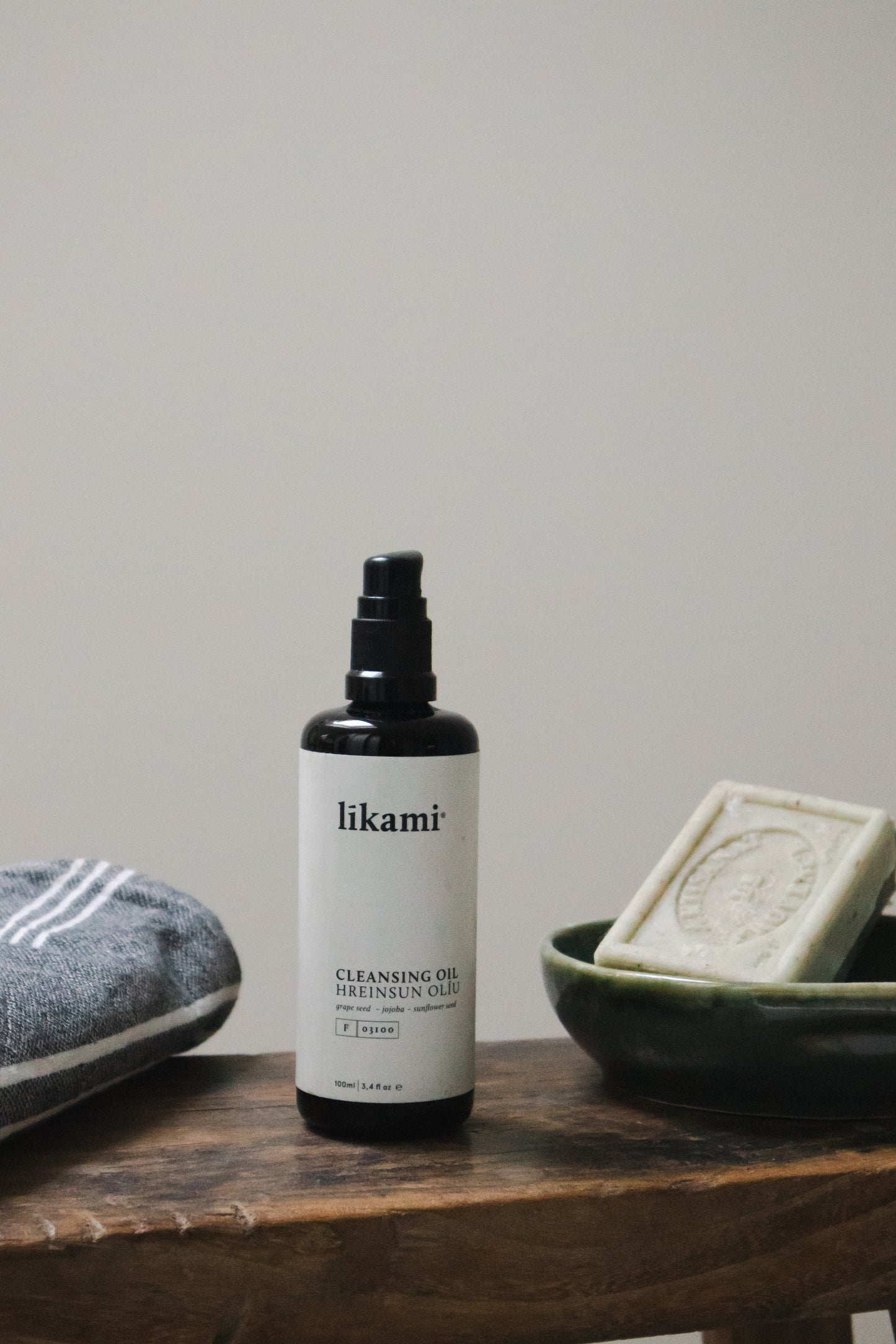 Likami Cleansing Oil (100ml)