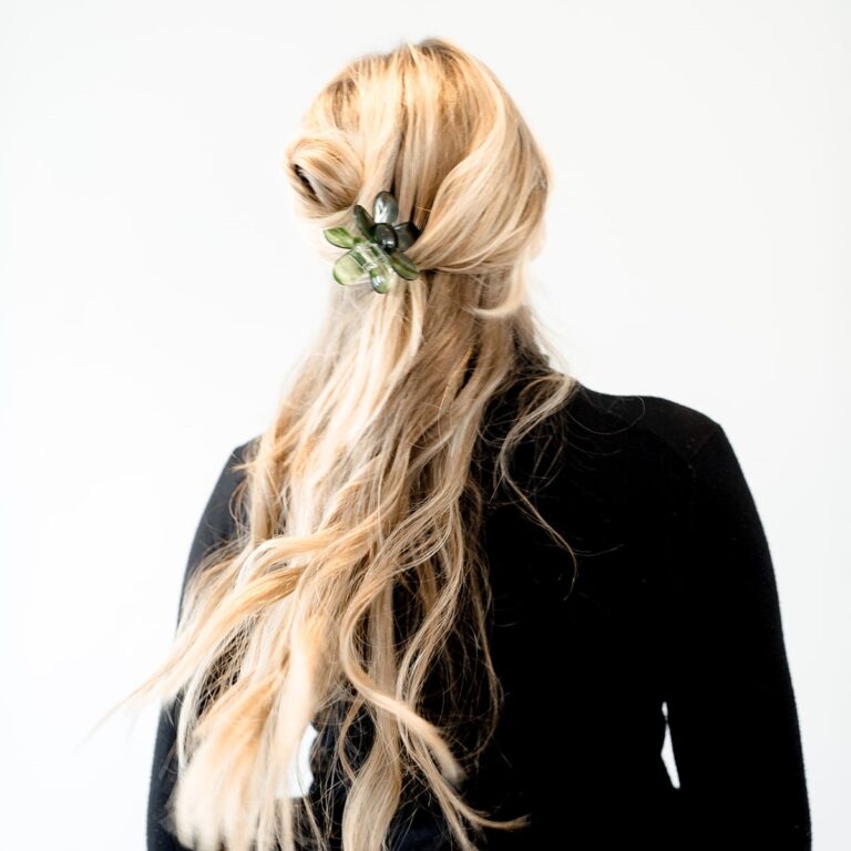 Bella – Marmeren bloem clip - CLIPS Haarspelden